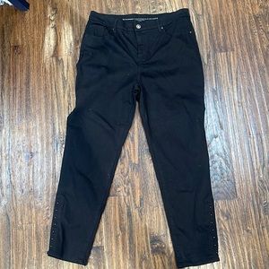 NWOT Chicos Black Ankle Jeans size 2R/12